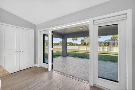 2501 SE Mariposa Avenue Port St Lucie FL 34952