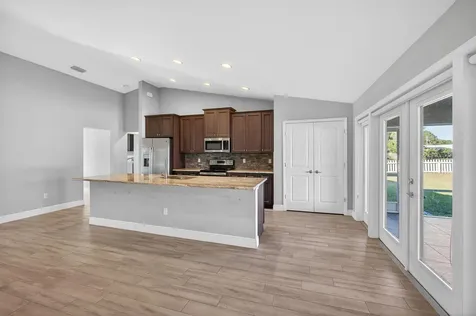 2501 SE Mariposa Avenue Port St Lucie FL 34952