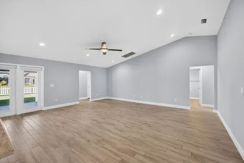 2501 SE Mariposa Avenue Port St Lucie FL 34952
