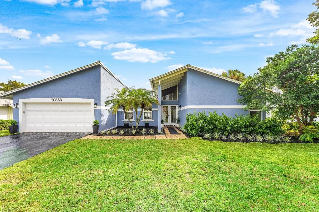 20858 Sonrisa Way Boca Raton FL 33433