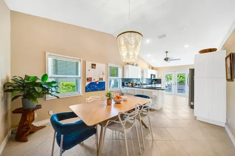 7661 W Country Club Boulevard Boca Raton FL 33487