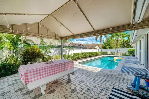 7661 W Country Club Boulevard Boca Raton FL 33487