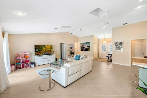 7661 W Country Club Boulevard Boca Raton FL 33487