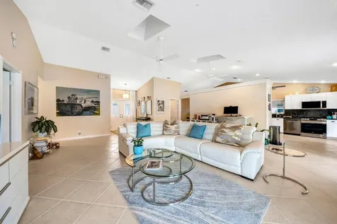 7661 W Country Club Boulevard Boca Raton FL 33487