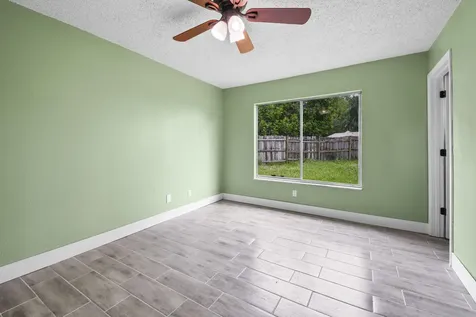 2079 SE Triumph Road Port St Lucie FL 34952