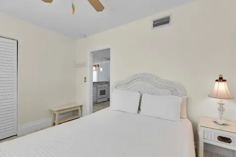 11725 3rd Avenue Ocean Marathon FL 33050