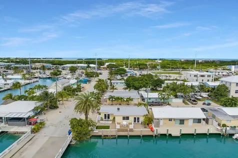 11725 3rd Avenue Ocean Marathon FL 33050