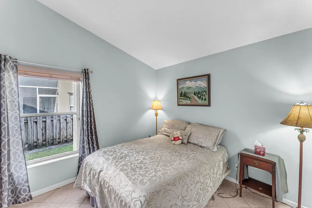 115 Saratoga Boulevard E Royal Palm Beach FL 33411