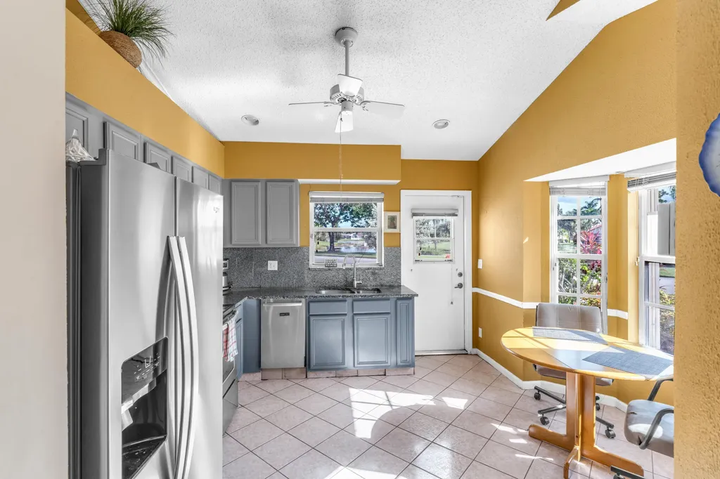 115 Saratoga Boulevard E Royal Palm Beach FL 33411