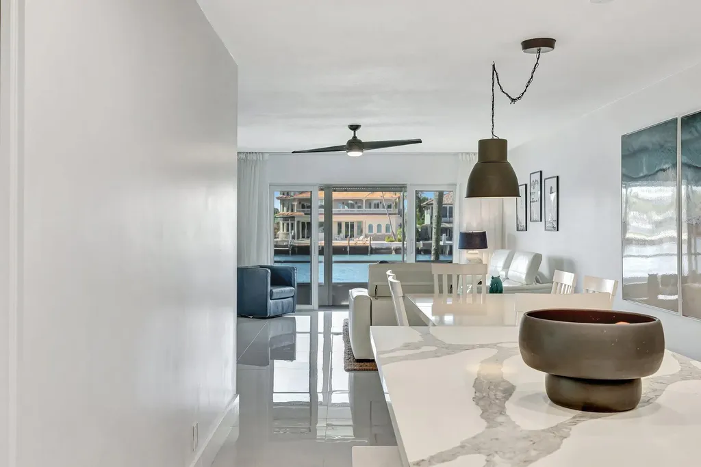 1198 Hillsboro Mile Hillsboro Beach FL 33062