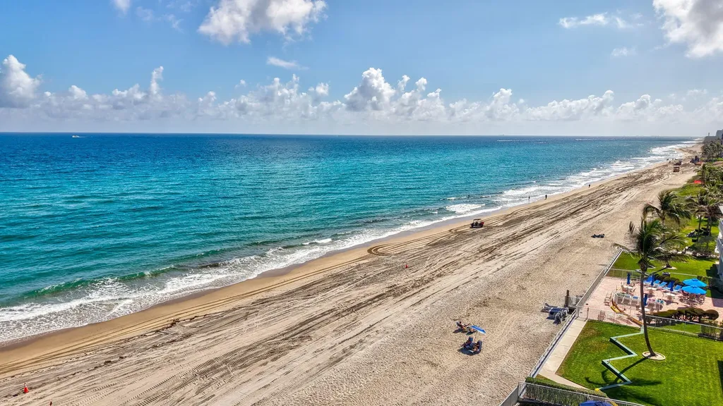 1198 Hillsboro Mile Hillsboro Beach FL 33062