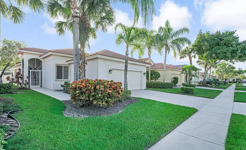 8318 Siciliano Street Boynton Beach FL 33472