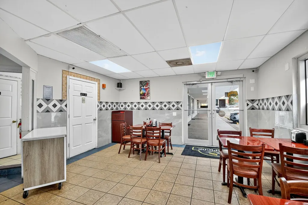 1541 W Blue Heron Boulevard Riviera Beach FL 33404