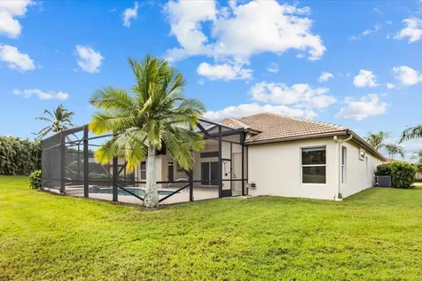 958 SW Grand Reserves Boulevard Port St Lucie FL 34986