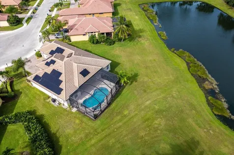 958 SW Grand Reserves Boulevard Port St Lucie FL 34986
