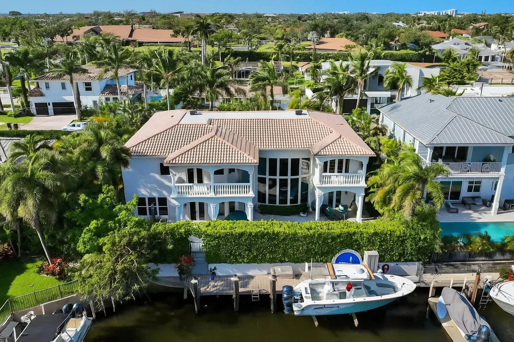 712 NE 71st Street Boca Raton FL 33487