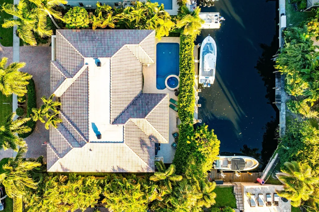 712 NE 71st Street Boca Raton FL 33487