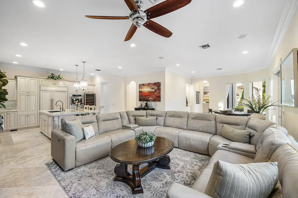 712 NE 71st Street Boca Raton FL 33487