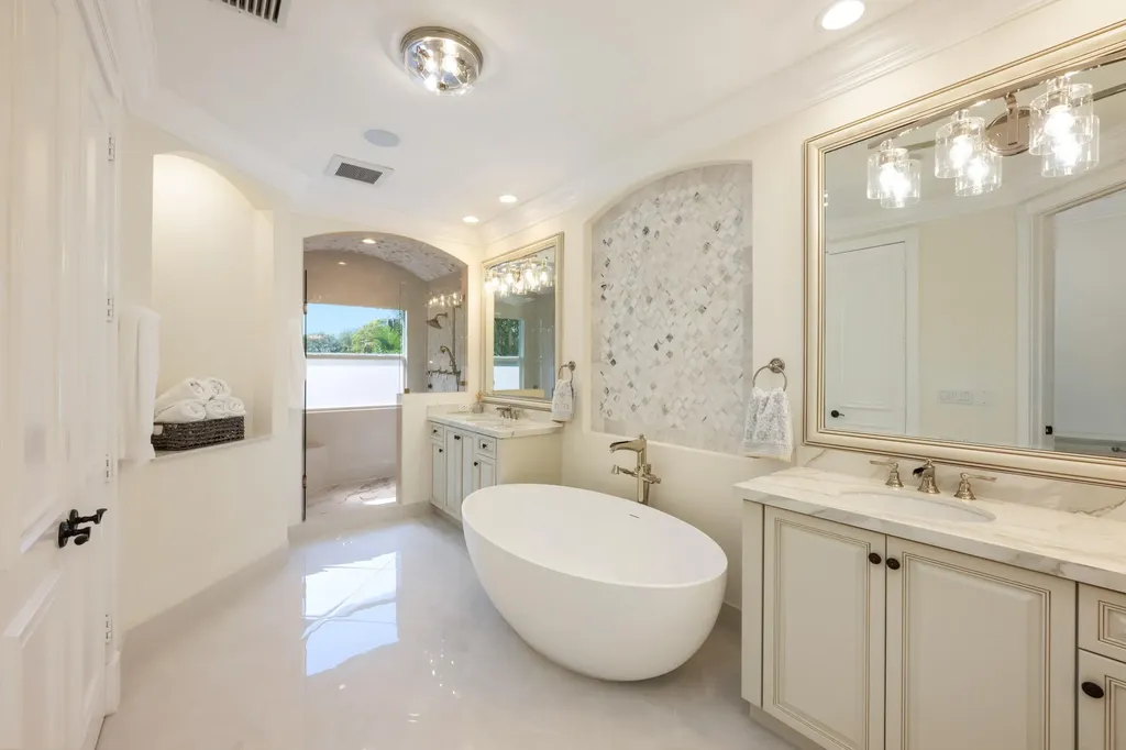 712 NE 71st Street Boca Raton FL 33487