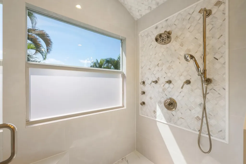 712 NE 71st Street Boca Raton FL 33487