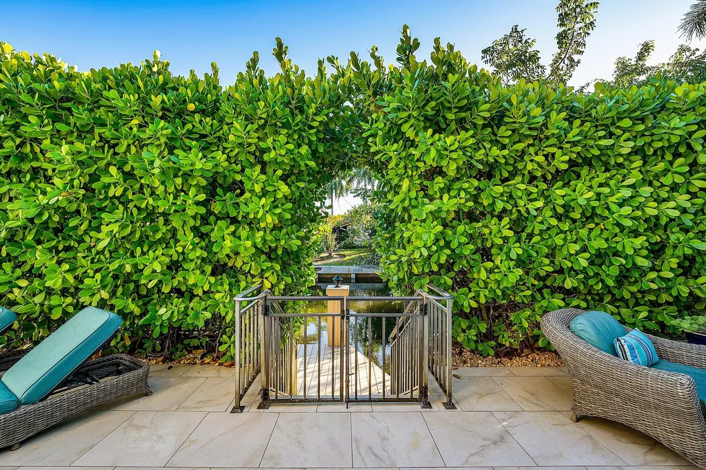 712 NE 71st Street Boca Raton FL 33487