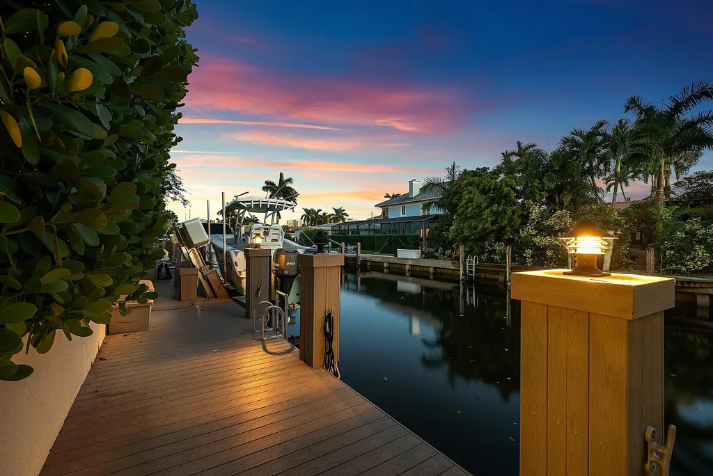 712 NE 71st Street Boca Raton FL 33487