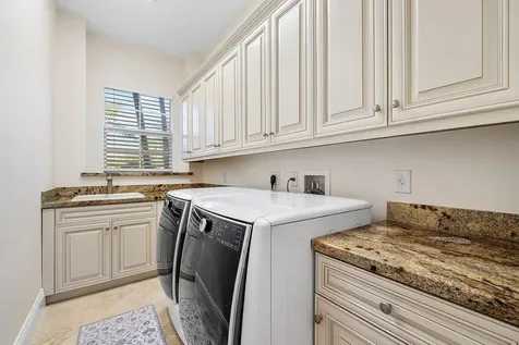 712 NE 71st Street Boca Raton FL 33487