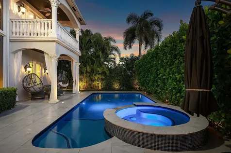 712 NE 71st Street Boca Raton FL 33487