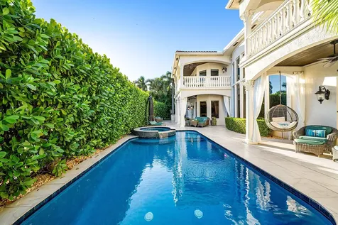 712 NE 71st Street Boca Raton FL 33487