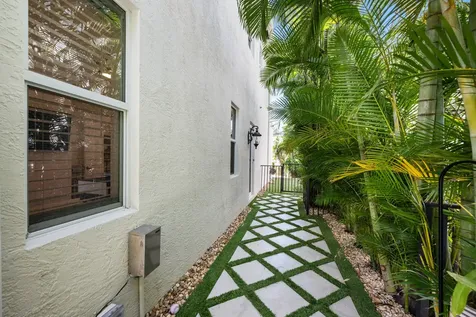 712 NE 71st Street Boca Raton FL 33487