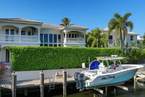 712 NE 71st Street Boca Raton FL 33487