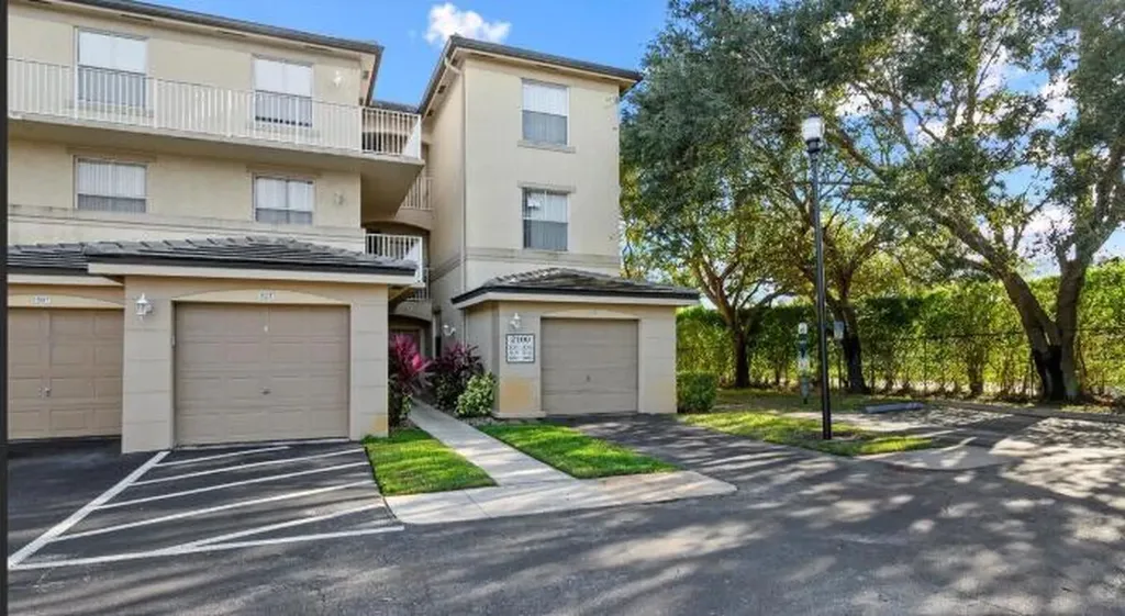 2100 Greenview Shores Boulevard Wellington FL 33414