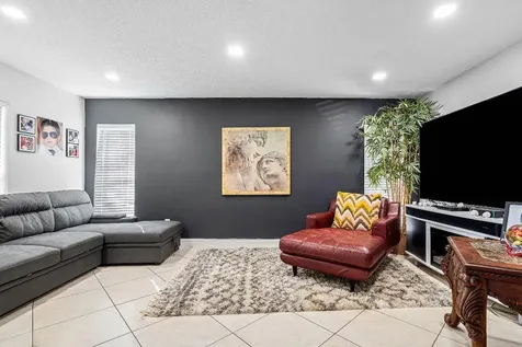 22207 SW 65th Terrace Boca Raton FL 33428