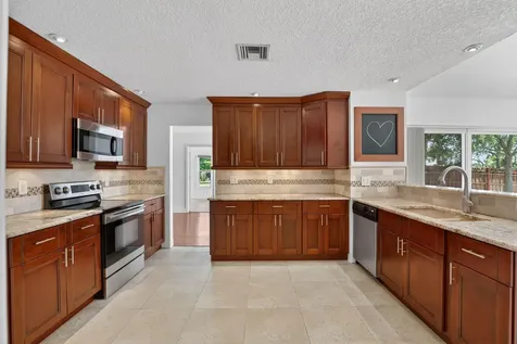 1273 SW 25th Avenue Deerfield Beach FL 33442