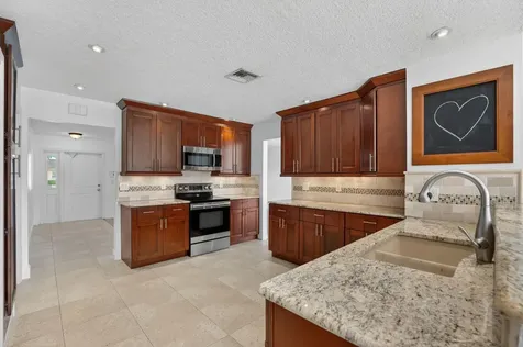 1273 SW 25th Avenue Deerfield Beach FL 33442