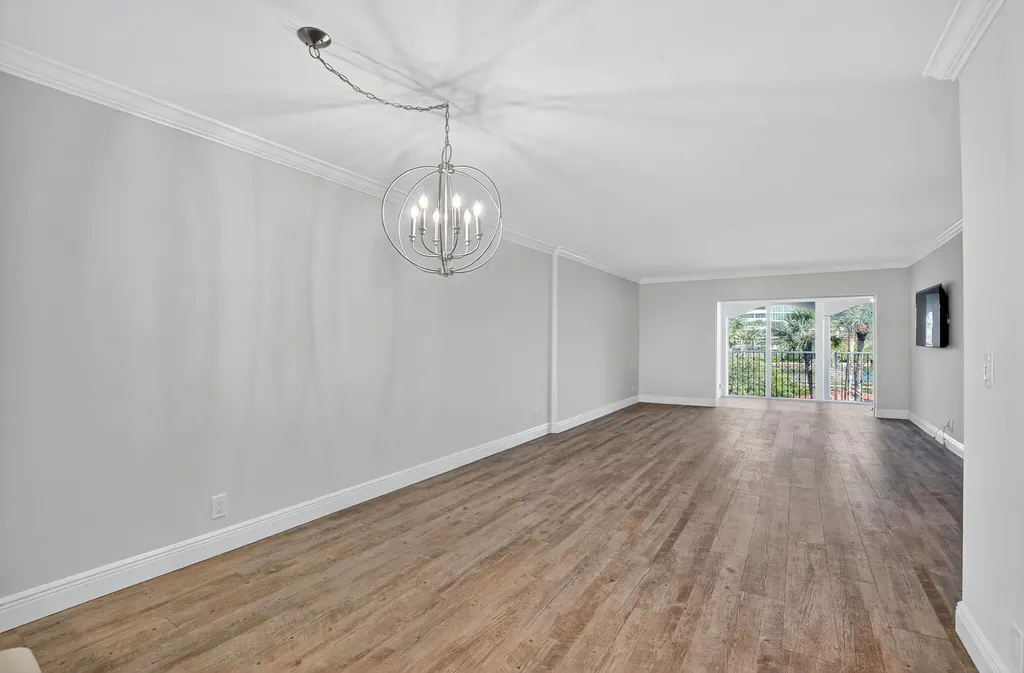 1040 Banyan Road Boca Raton FL 33432