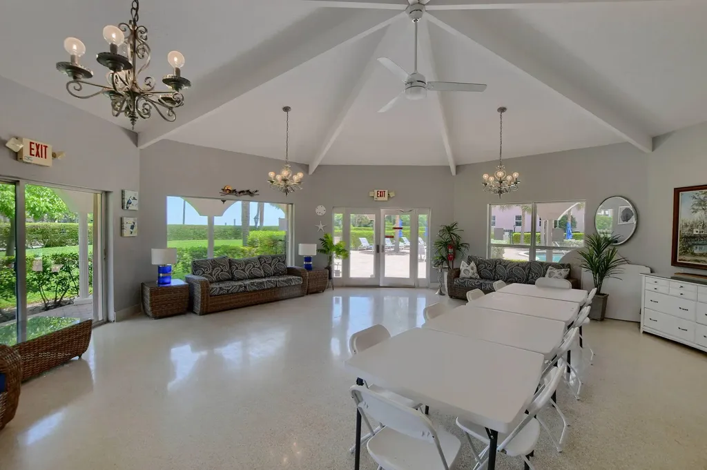 1040 Banyan Road Boca Raton FL 33432