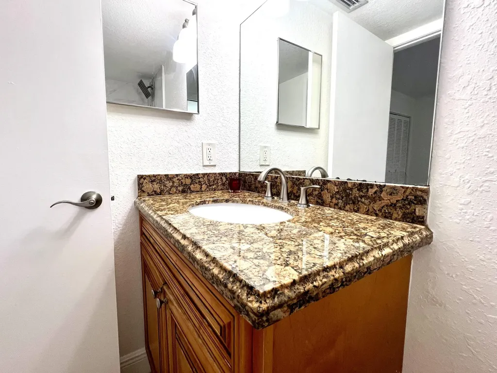 1581 Balfour Point Drive West Palm Beach FL 33411