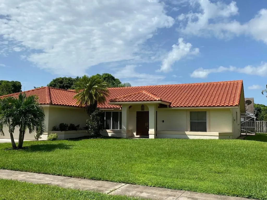 1655 Farmington Circle Wellington FL 33414