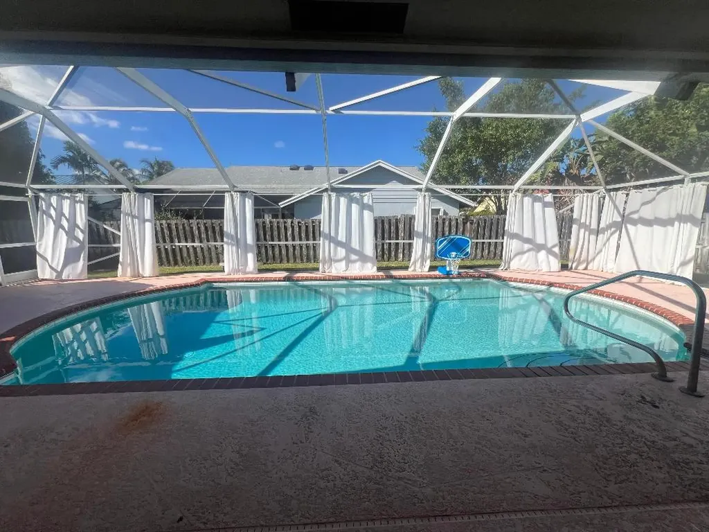 1655 Farmington Circle Wellington FL 33414