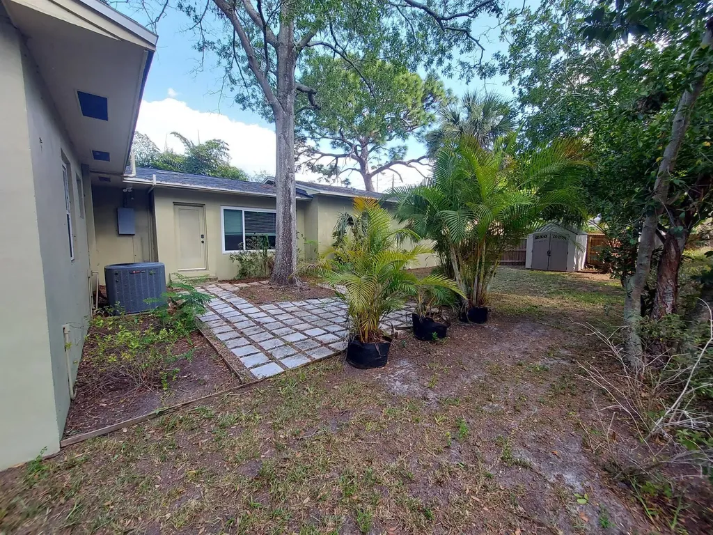 6120 9th Avenue S Gulfport FL 33707