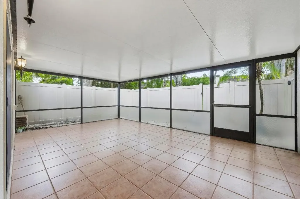 7511 75th Way West Palm Beach FL 33407