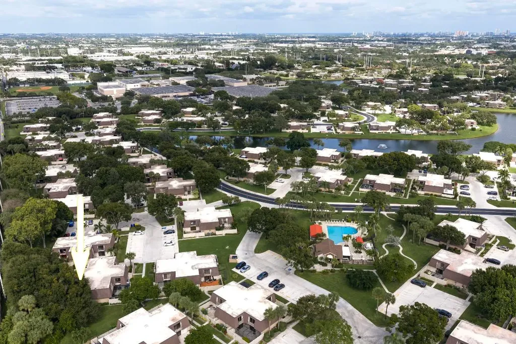 7511 75th Way West Palm Beach FL 33407
