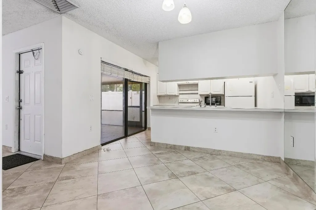 7511 75th Way West Palm Beach FL 33407