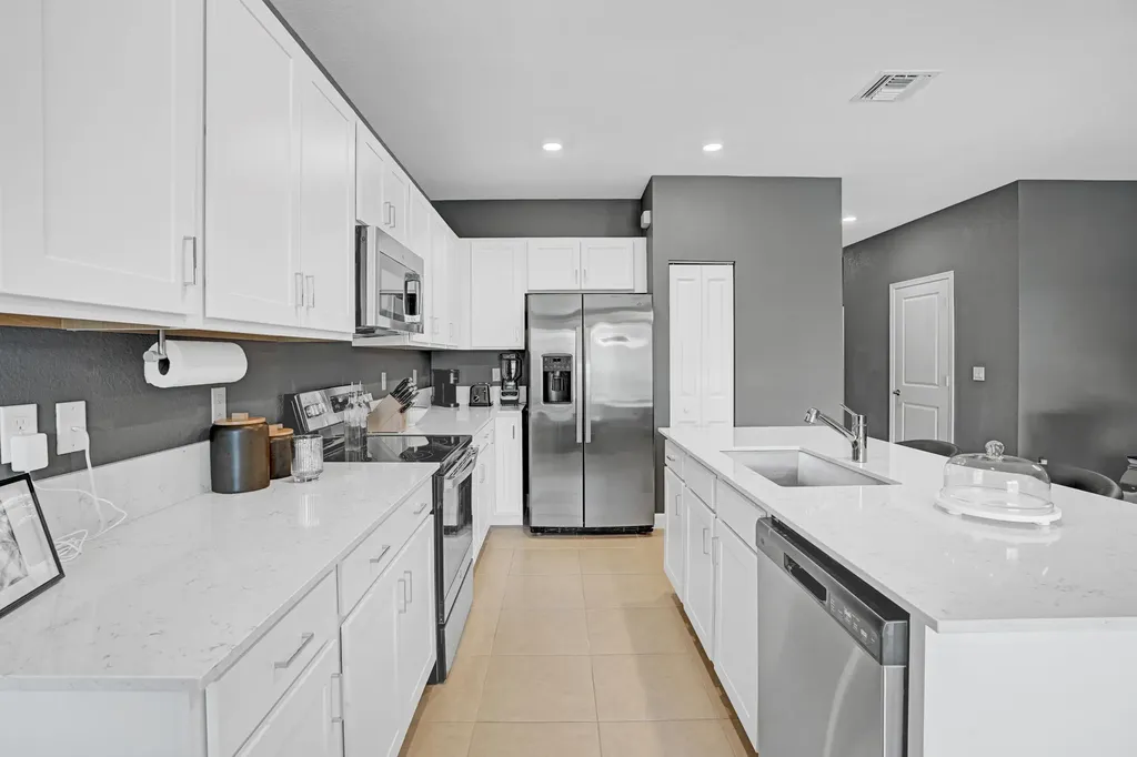 226 SE Woodbark Street Port St Lucie FL 34984