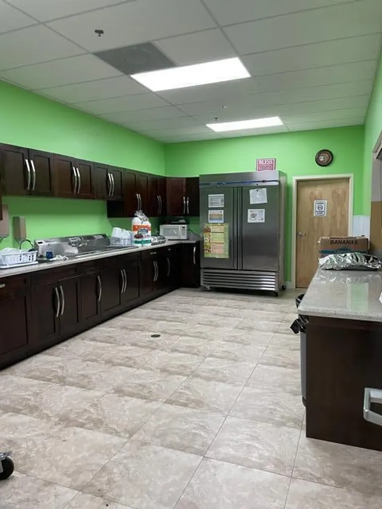 4480 S Tiffany Drive Mangonia Park FL 33407