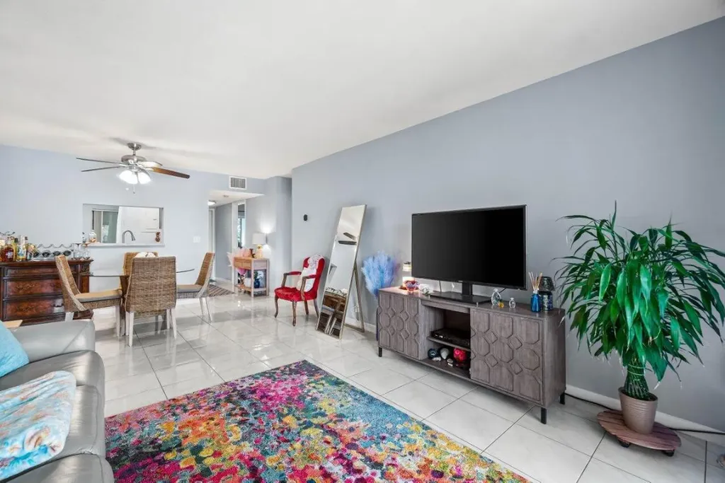 5884 Morningstar Circle Delray Beach FL 33484