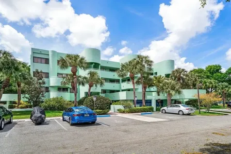 5884 Morningstar Circle Delray Beach FL 33484