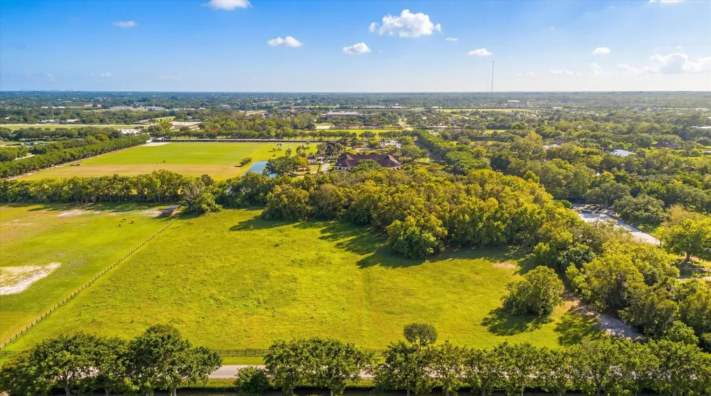 5266 138th Terrace S Wellington FL 33449