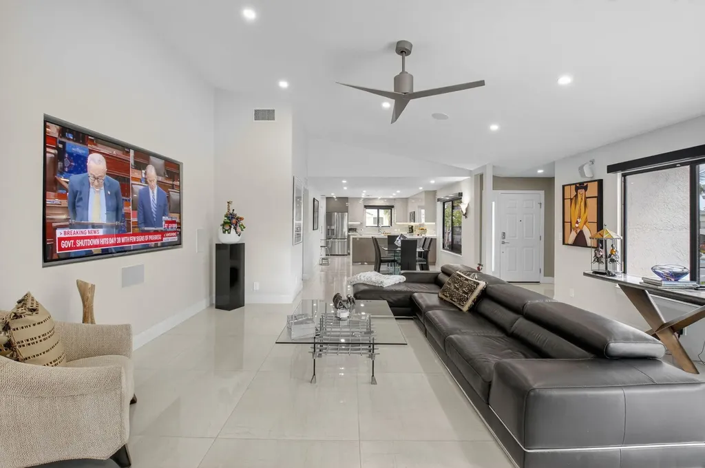 15846 Loch Maree Lane Delray Beach FL 33446